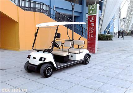  4座电动高尔夫观光车